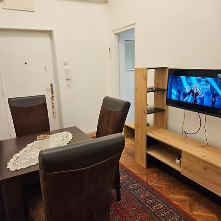 Udoban, Lep Hercegovka *